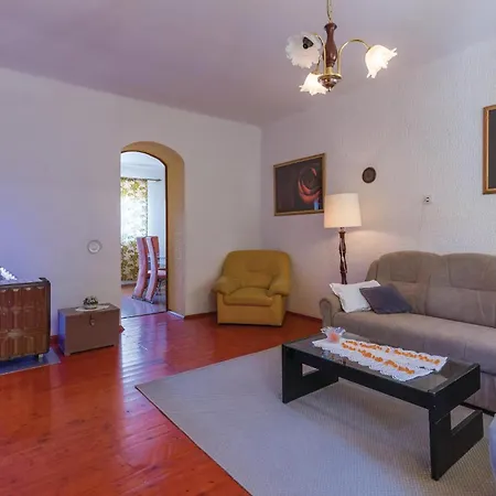 Cozy In With Kitchen Holiday home *