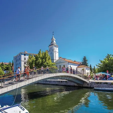 Amazing In * Grižane