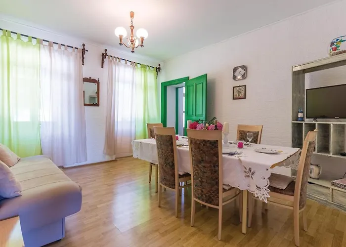 Cozy In With Kitchen Casa de Férias Grižane
